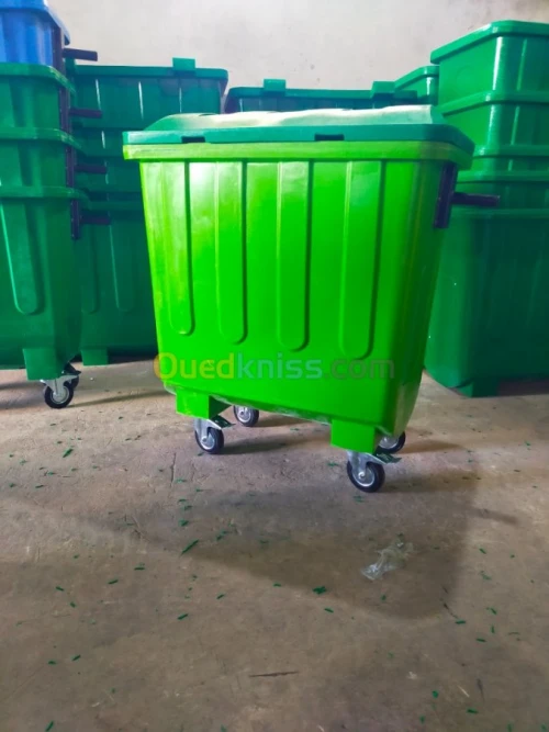  bac ordure plastique 660l240l 770lt
