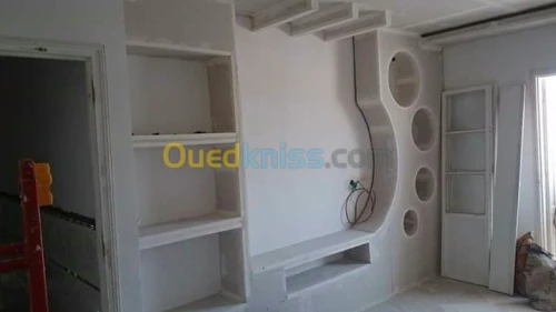 faux plafond et revêtement décoratif 