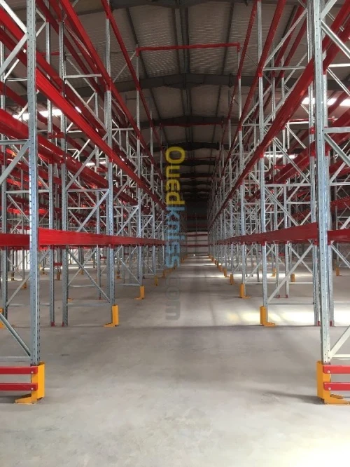 RAYONNAGES POUR  DEPOT DE LOGISTIQUE 