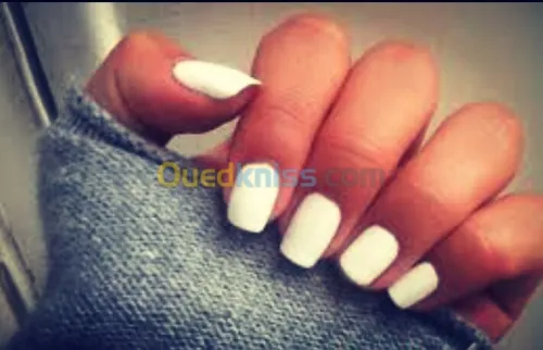 Onglerie a Bousmail 