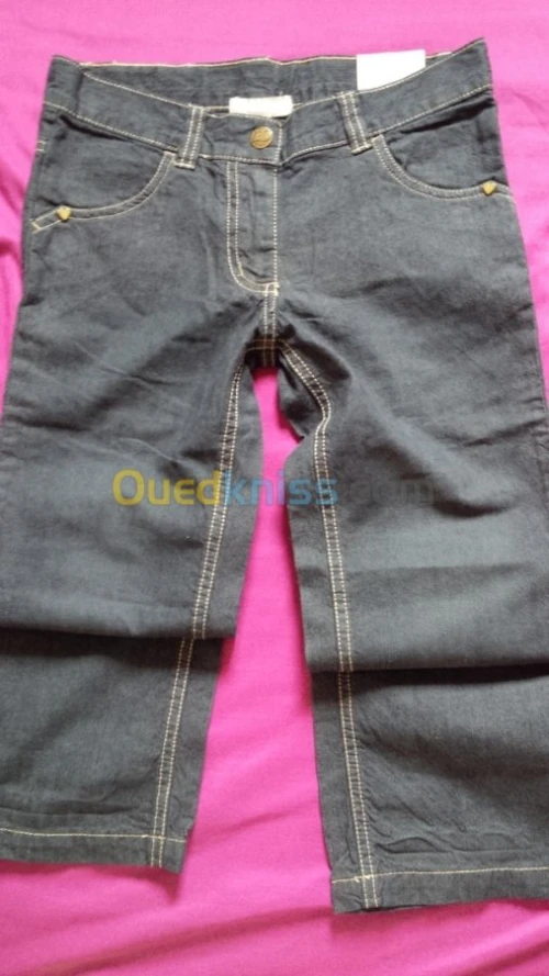 LOT DE VETEMENTS POUR ENFANTS