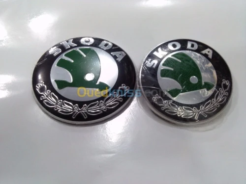 Logo insignes skoda Ancien modèle 