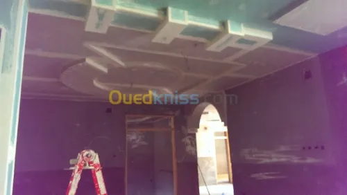 Décoration place plâtre 