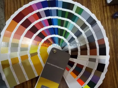 Peinture époxy électrostatique au four
