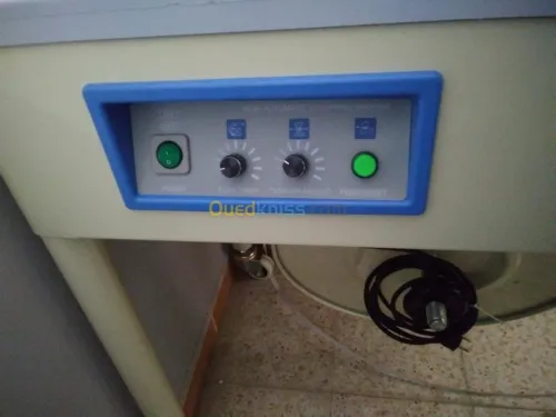 Cercleuse feuillard semi-automatique 