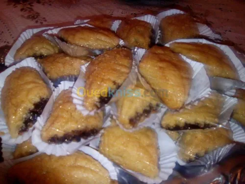 Préparatrice  des gateaux