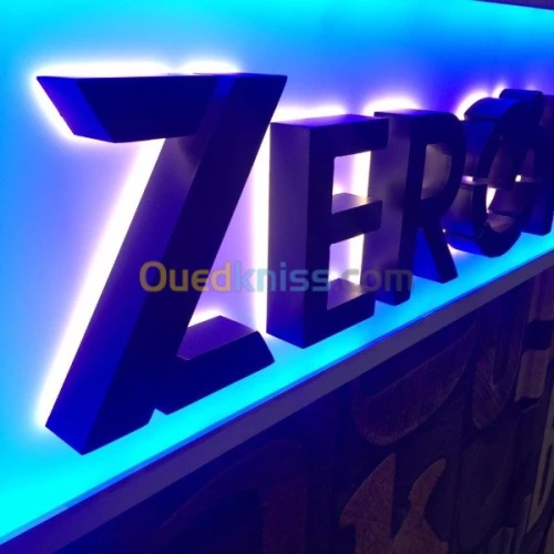 Enseigne- Texte relief  - forex - Plexiglas