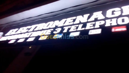 Enseigne- Texte relief  - forex - Plexiglas