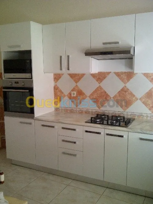 FABRICATION DE CUISINE SUR -MESURE 
