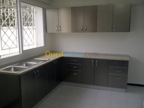 FABRICATION DE CUISINE SUR -MESURE 