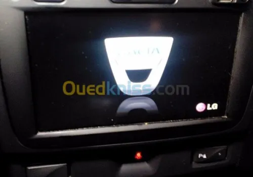 MediaNAV bloqué sur logo Renault 