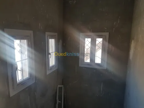 نوافذ ..أبواب.. كبائن الحمامات الزجاجي