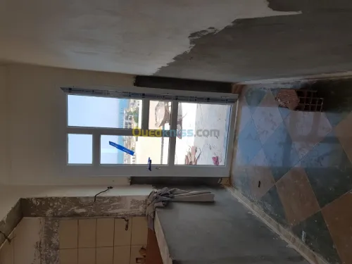 نوافذ ..أبواب.. كبائن الحمامات الزجاجي
