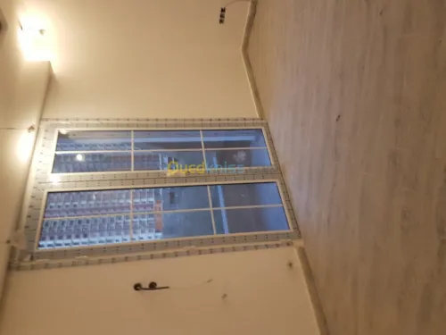 نوافذ ..أبواب.. كبائن الحمامات الزجاجي