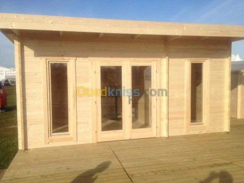 FABRICATION DE CHALETS EN BOIS ROUGE