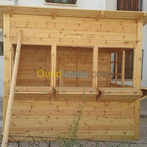 FABRICATION DE CHALETS EN BOIS ROUGE
