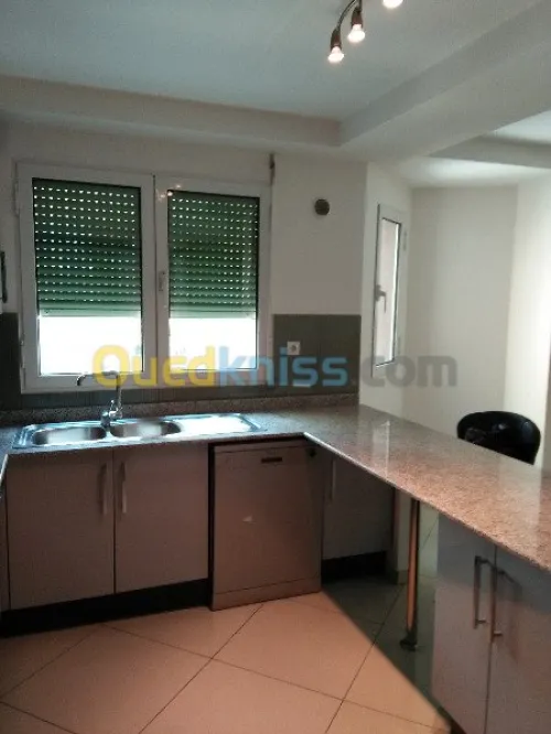 Location Appartement F3 Alger Hydra
