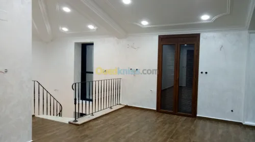 Decoration de peinture et b13
