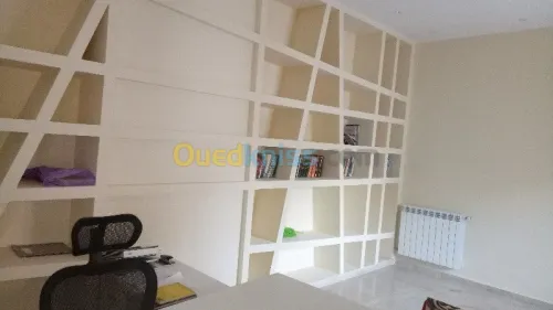 Decoration de peinture et b13