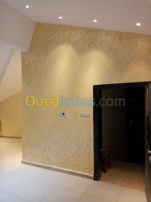 Decoration de peinture et b13