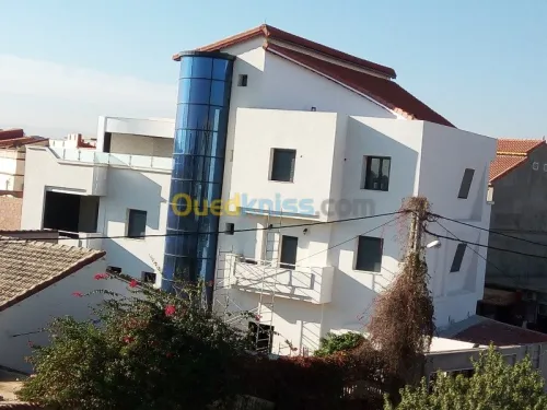 Decoration de peinture et b13