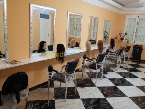 تكوين في الحلاقة و التجميل 