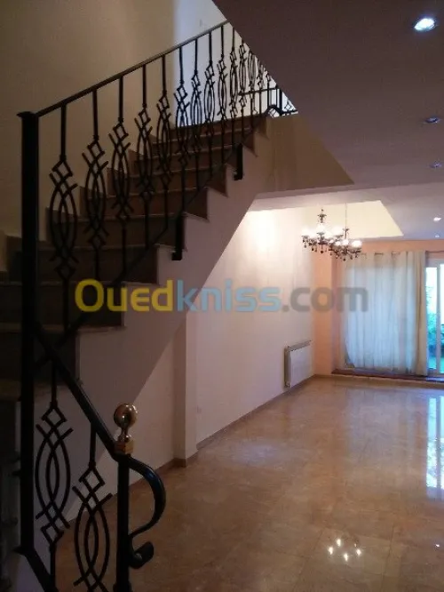 Location Duplex F5 Alger Hydra