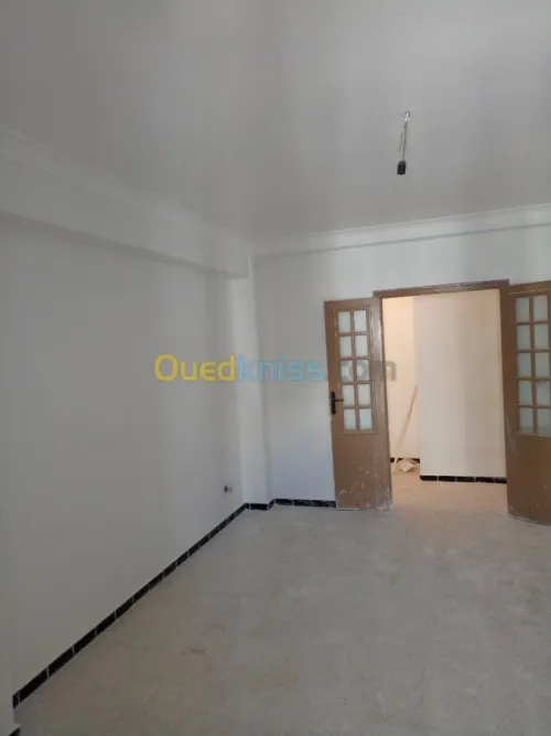peintre  qualifié