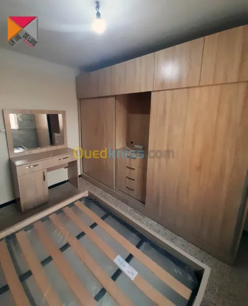 CHAMBRES A COUCHER     ****     sur mesure    ****