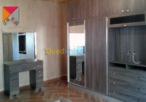 CHAMBRES A COUCHER     ****     sur mesure    ****
