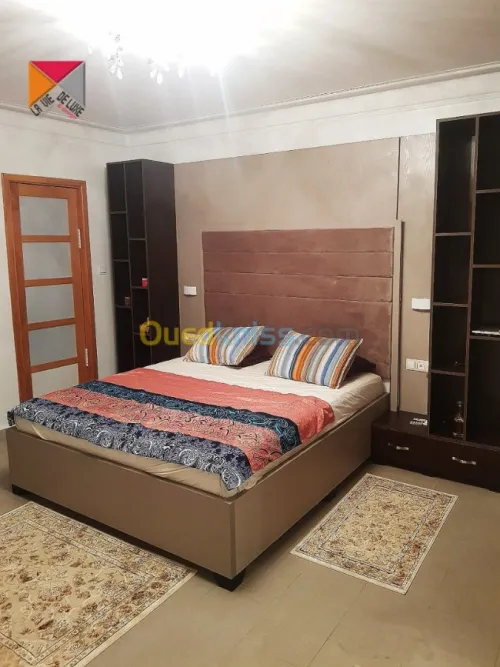 CHAMBRES A COUCHER     ****     sur mesure    ****