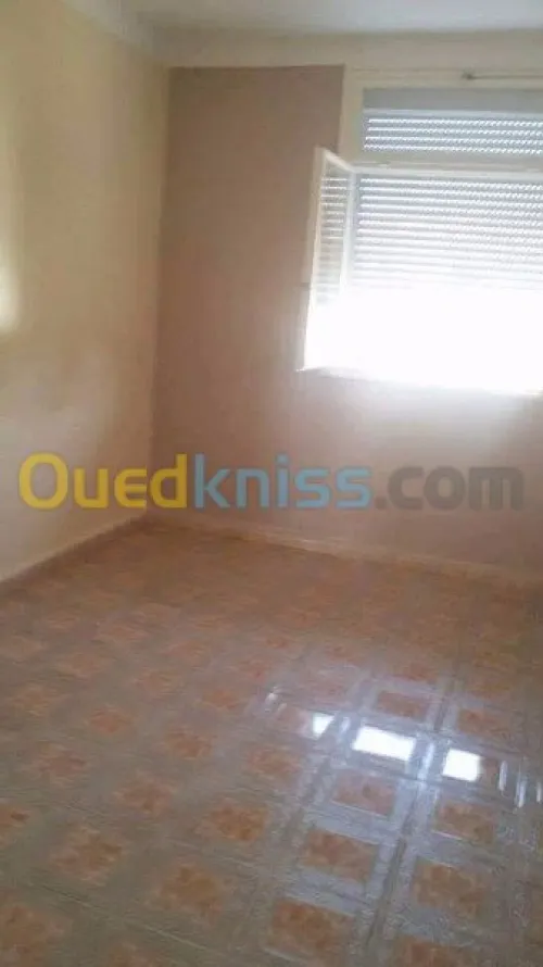 Echange Appartement F3 Tipaza Kolea