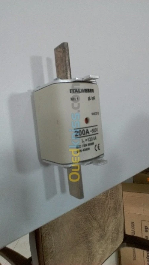 Materiels de sécurité électrique MT