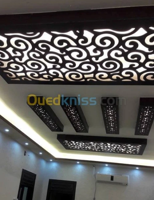  FOREX - PANNEAUX DECORATION .
