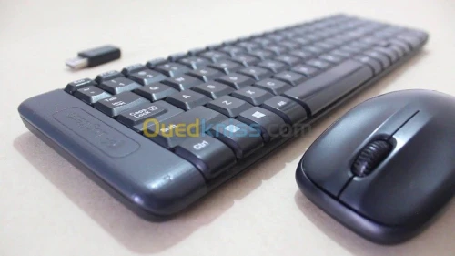 produit logitech Clavier/souris/poi...