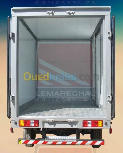 conteneur sur TIRSAM, DFSK, CHERY,PICK-UP(HILUX-NAVARA-B50..)...