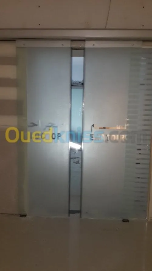 façade en verre trempè