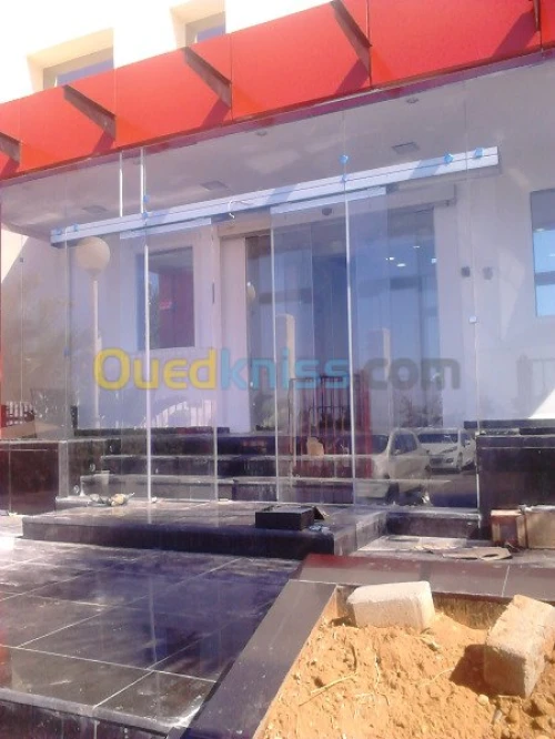 façade en verre trempè