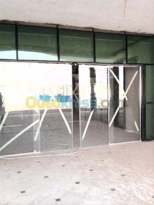 façade en verre trempè