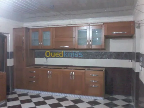 Cuisines sur Mesure en Bois Noble