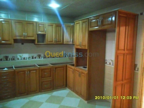 Cuisines sur Mesure en Bois Noble
