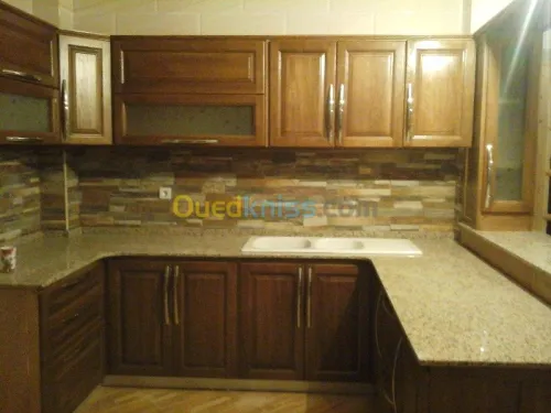 Cuisines sur Mesure en Bois Noble