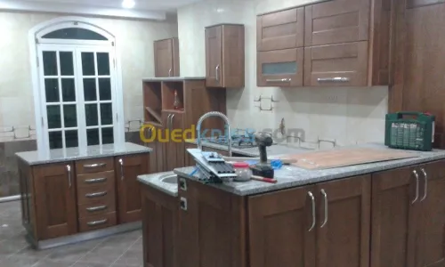 Cuisines sur Mesure en Bois Noble