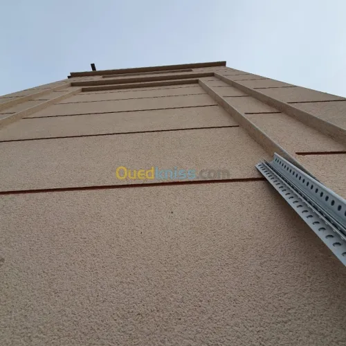 Traitement de façade en enduit monocouche