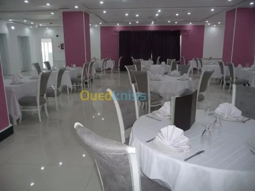HOTEL  - RESTAURANT - SALLE DES FETE 