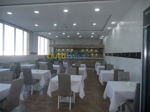 HOTEL  - RESTAURANT - SALLE DES FETE 