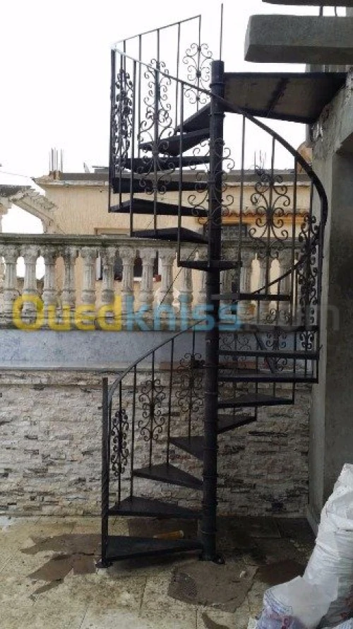 Construction escalier ferronnerie 