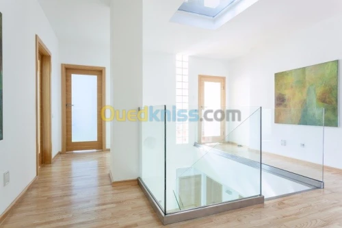 MENUISERIE EN ALUMINIUM,VERRE TREMPE 