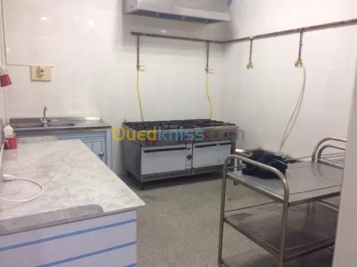 Salle de restauration Hadji