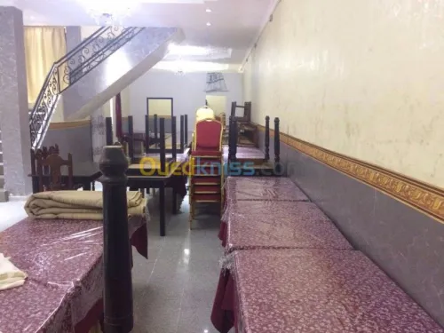 Salle de restauration Hadji